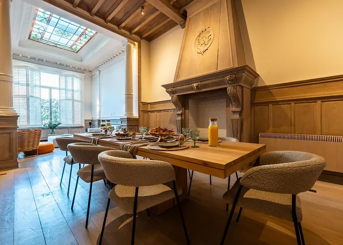 Euphrosina Boutique Met Verwarmd Zwembad, Sauna, Vlakbij Het Oda ve Kahvaltı Oostende