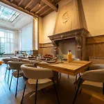 Euphrosina Boutique Met Verwarmd Zwembad, Sauna, Vlakbij Het Bed & Breakfast Oostende