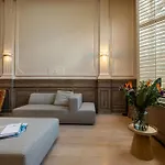 Bed & Breakfast Euphrosina Boutique Met Verwarmd Zwembad, Sauna, Vlakbij Het Oostende