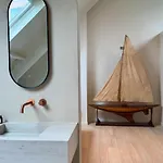 Euphrosina Boutique Met Verwarmd Zwembad, Sauna, Vlakbij Het 4* Oostende