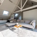 Bed & Breakfast Euphrosina Boutique Met Verwarmd Zwembad, Sauna, Vlakbij Het