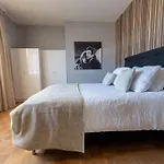 Euphrosina Boutique Met Verwarmd Zwembad, Sauna, Vlakbij Het Bed & Breakfast 4*