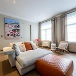 Bed & Breakfast Euphrosina Boutique Met Verwarmd Zwembad, Sauna, Vlakbij Het 4*