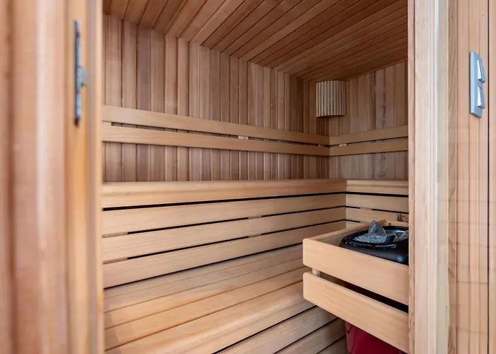 Panzió Euphrosina Boutique Met Verwarmd Zwembad, Sauna, Vlakbij Het